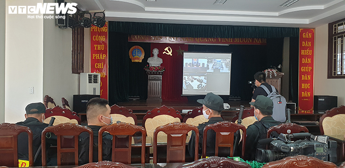 Thắt chặt an ninh phiên tòa xử vợ chồng Đường Nhuệ và đàn em đánh phụ xe dã man - 13