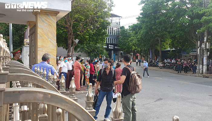 Thắt chặt an ninh phiên tòa xử vợ chồng Đường Nhuệ và đàn em đánh phụ xe dã man - 8