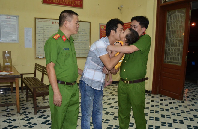 Công an ập vào, kẻ bắt cóc bé trai ở Bắc Ninh không kịp phản ứng vì đang ân ái - 2