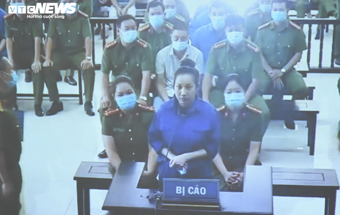 Thắt chặt an ninh phiên tòa xử vợ chồng Đường Nhuệ và đàn em đánh phụ xe dã man - 17