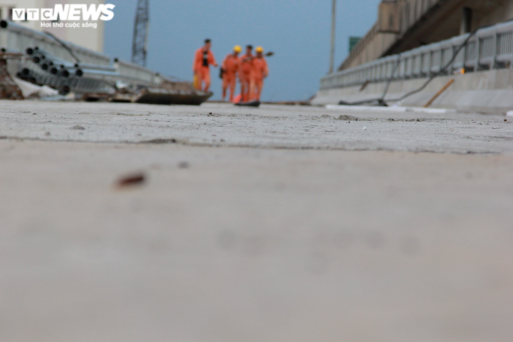 Cận cảnh cầu vượt hồ Linh Đàm sắp thông xe, giải tỏa ùn tắc phía Nam Hà Nội - 3