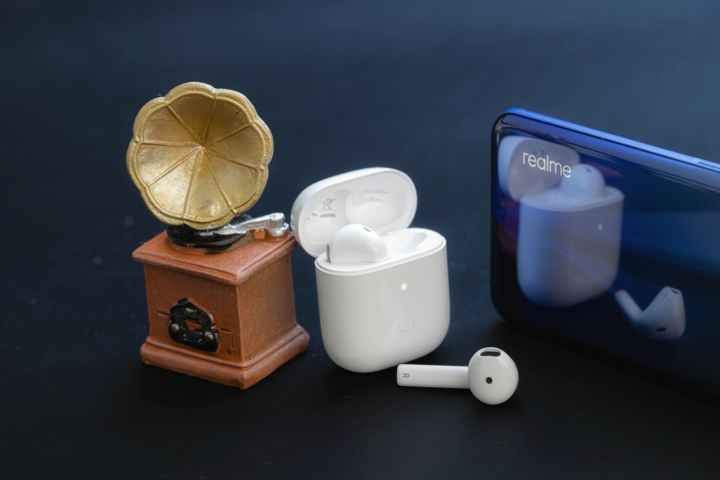 Ra mắt tai nghe Realme Buds Air Neo kết nối tức thì, điều khiển thông minh - 2