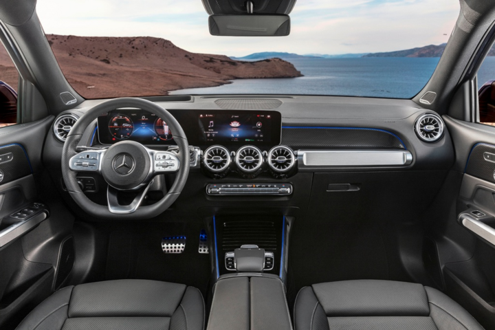 Mercedes-Benz GLB 200 AMG ra mắt thị trường Việt, giá gần 2 tỷ đồng - 6