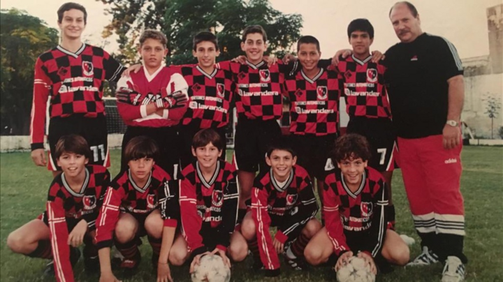 CĐV Argentina xuống đường tuần hành, kêu gọi Messi trở về quê hương - 8