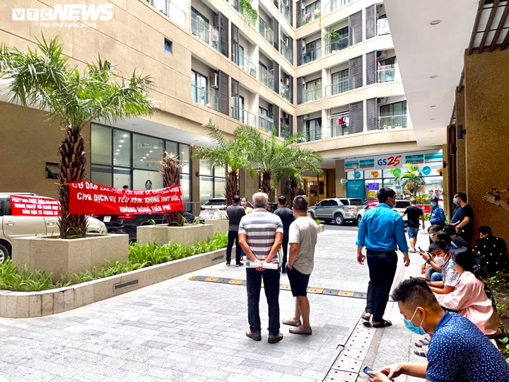 Ở chung cư 5 sao, dân nhà giàu khóc ròng vì bị đòi thêm nửa tỷ mua chỗ để xe - 11