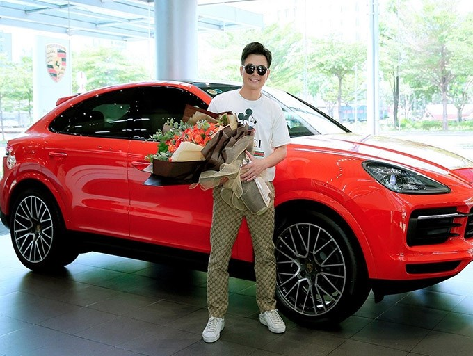 Sao Việt đồng loạt mua xe mới - 2