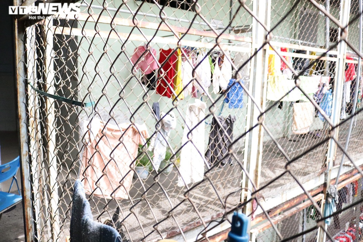 Người bỏ phố, người lay lắt ở lại, kịch bản cho người lao động tiếp tục xấu đi - 5