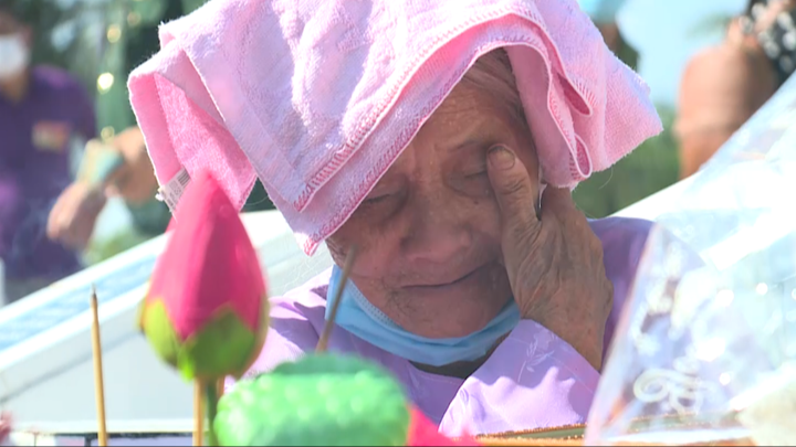 Niềm vui đẫm nước mắt trong khoảnh khắc 27 liệt sĩ 'đoàn tụ' với gia đình - 5