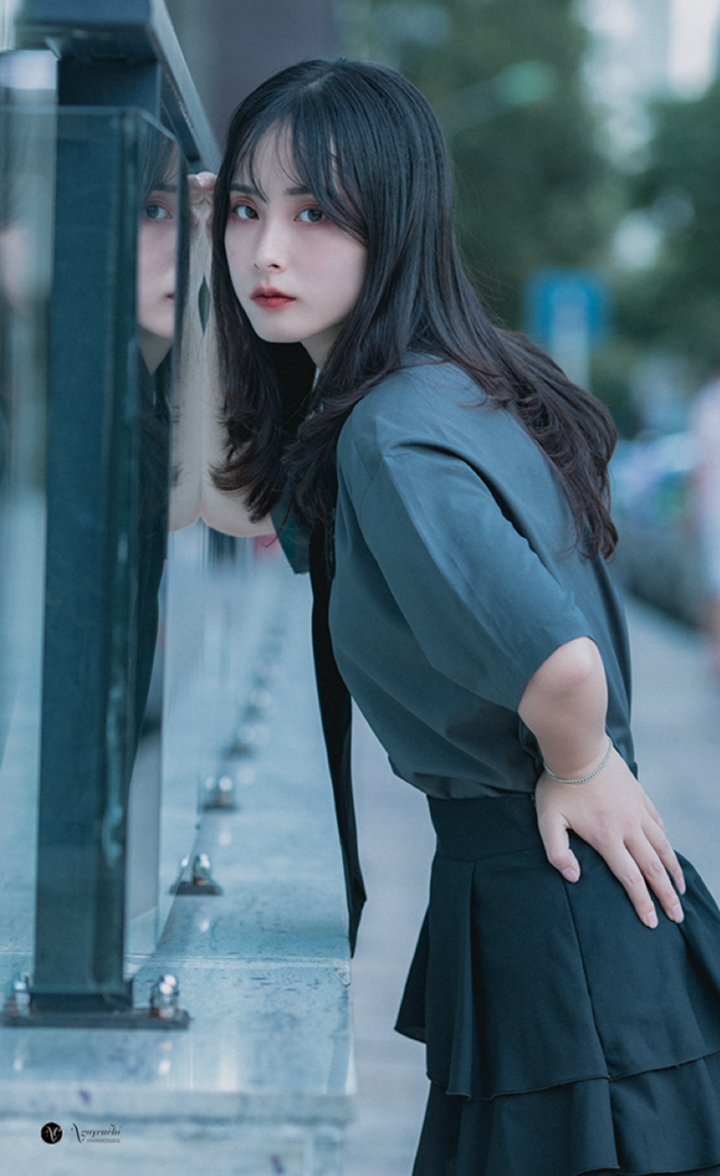 Thiếu nữ Hà thành xinh như búp bê, hút mọi ánh nhìn - 8