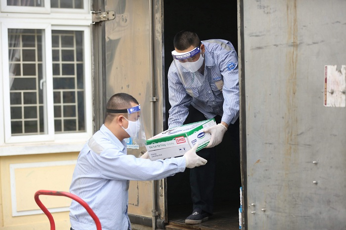 Muôn vàn tâm tư của bố mẹ khi trẻ tựu trường mùa dịch - 5