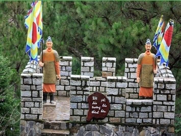 Hàng chục pho tượng người lính gây tranh cãi ở Lâm Đồng: Chủ nhân lên tiếng - 2