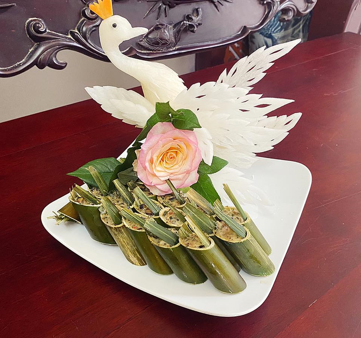 'Hội gái đảm' đua nhau khoe mâm cỗ cúng rằm tháng 7 cầu kỳ, tuyệt đẹp - 8