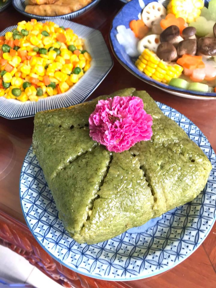 'Hội gái đảm' đua nhau khoe mâm cỗ cúng rằm tháng 7 cầu kỳ, tuyệt đẹp - 11