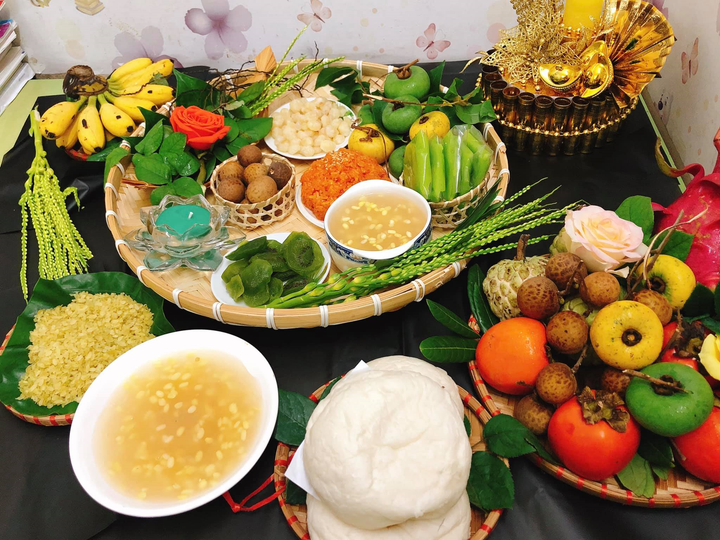 'Hội gái đảm' đua nhau khoe mâm cỗ cúng rằm tháng 7 cầu kỳ, tuyệt đẹp - 17