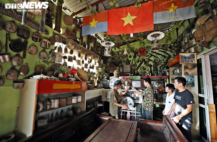 'Bảo tàng' độc nhất vô nhị trưng bày hơn 2.000 kỷ vật thời chiến - 1