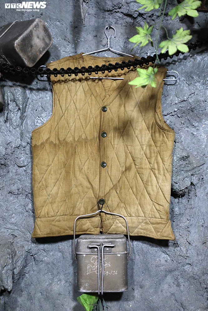 'Bảo tàng' độc nhất vô nhị trưng bày hơn 2.000 kỷ vật thời chiến - 9