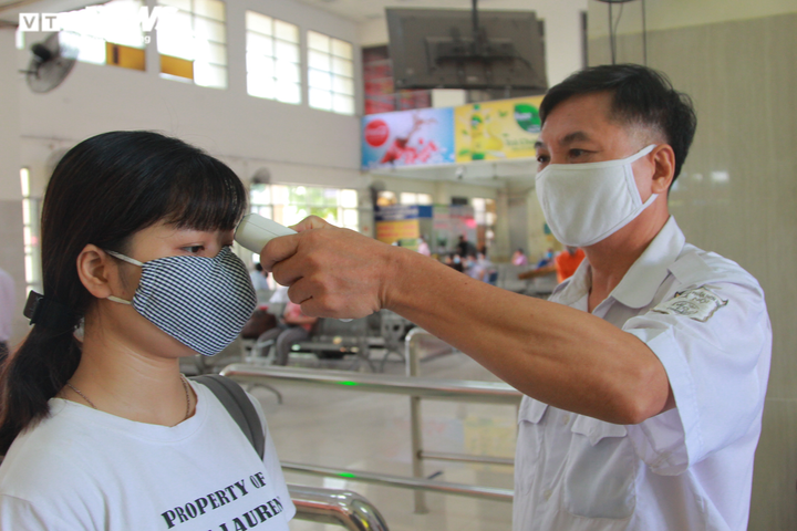 Dịch COVID-19 vẫn khó lường, bến xe vắng khách trước ngày nghỉ Quốc khánh 2/9 - 8