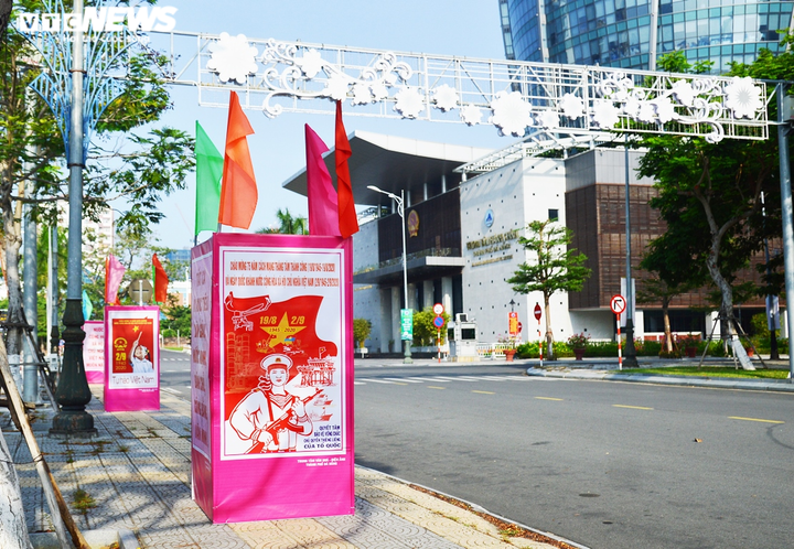 Tết Độc lập thanh bình ở vùng dịch COVID-19 Đà Nẵng - 8