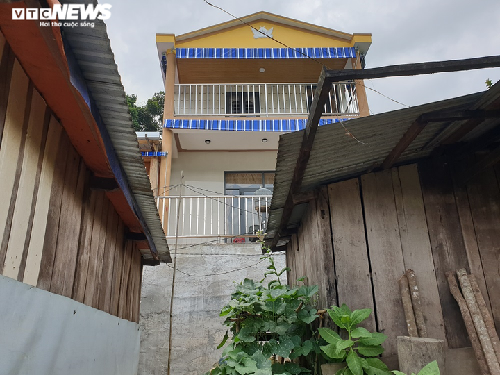 Làng tỷ phú của người Xê Đăng trên đỉnh Ngọc Linh - 4