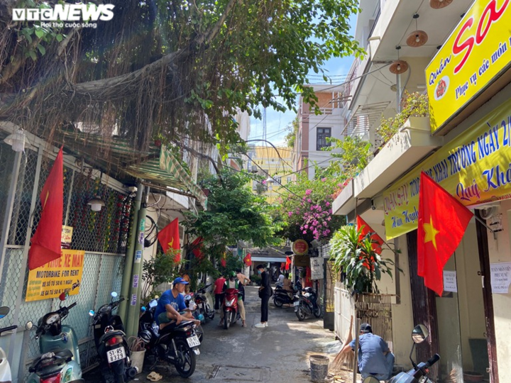 TP.HCM trang hoàng cờ, hoa mừng ngày Quốc khánh Việt Nam 2020 - 3