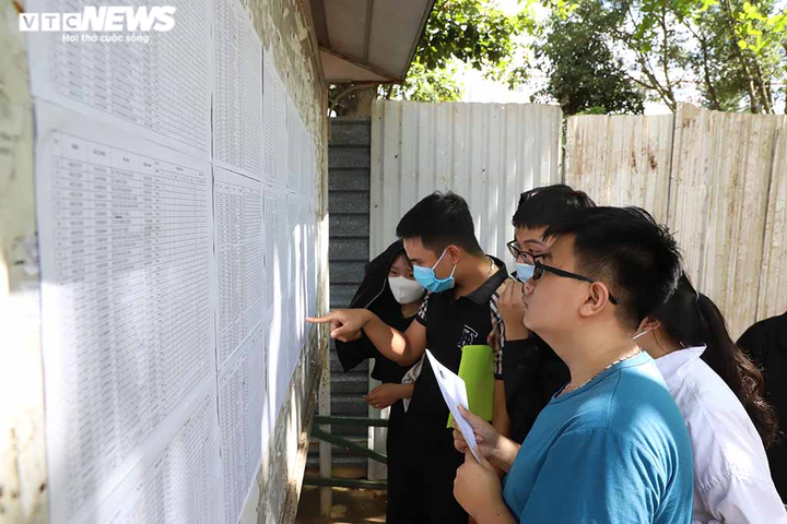 Thi tốt nghiệp THPT 2020 đợt 2: Nhiều thí sinh Đắk Lắk lo đề thi khó hơn đợt 1 - 4