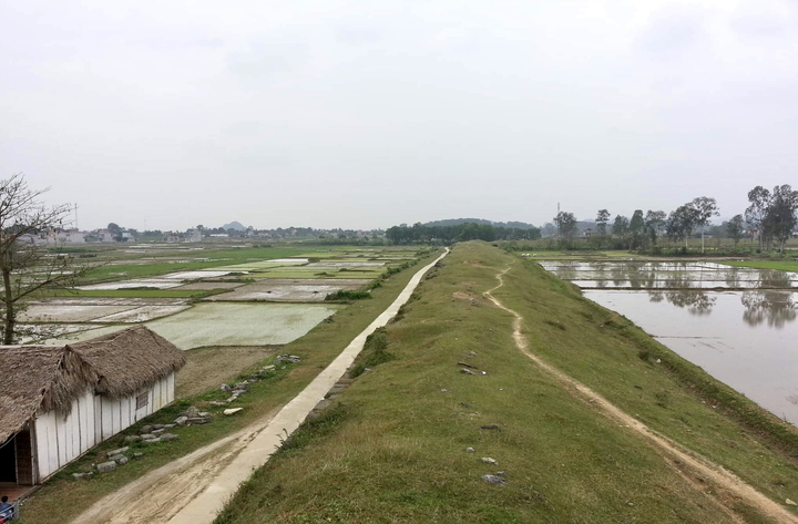 Về thăm miền cung Vua phủ Chúa - 9