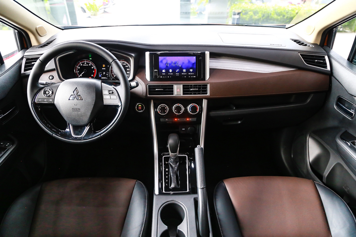 Những mẫu xe gia đình tầm giá 700 triệu đồng đáng chú ý - 4