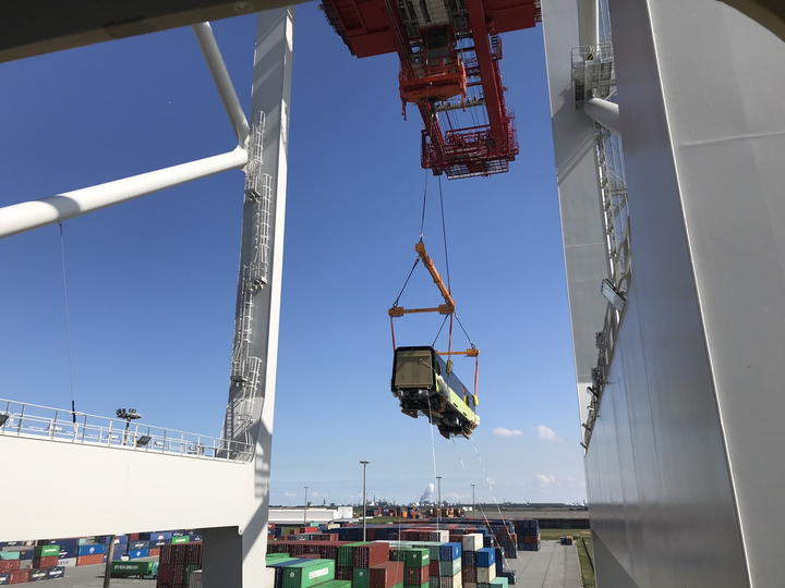 Hình ảnh đoàn tàu Metro Nhổn - ga Hà Nội rời cảng Pháp về Việt Nam - 2