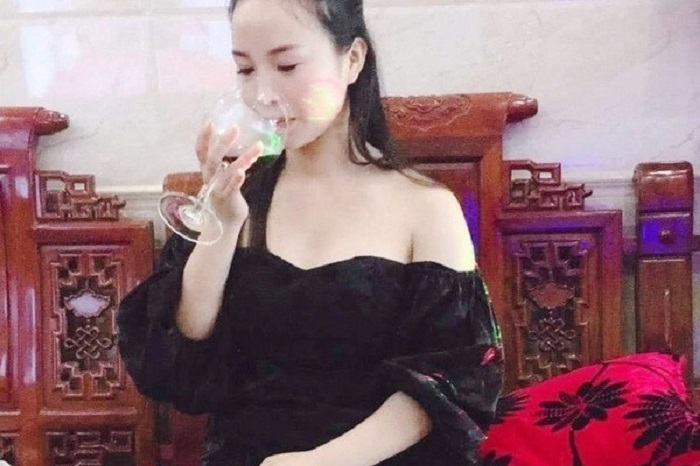 Bắt giữ hot girl 8X điều hành đường dây đánh bạc 126 tỷ đồng - 1