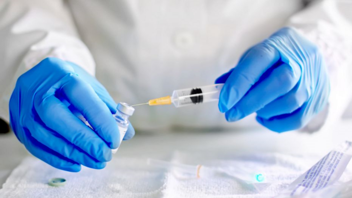 Cuộc đua vaccine COVID-19: Trung Quốc đẩy mạnh thử nghiệm trên toàn cầu - 1