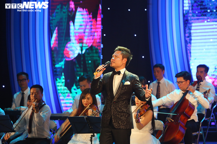 Toàn cảnh Lễ kỷ niệm 75 năm Ngày thành lập Đài tiếng nói Việt Nam - 10