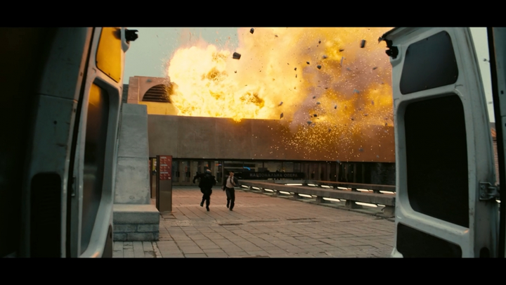 Giải mã loạt khái niệm thách thức người xem của bom tấn 'Tenet' - 2