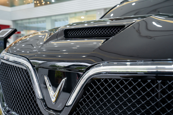 Cận cảnh VinFast President cực chất vừa ra mắt - 4