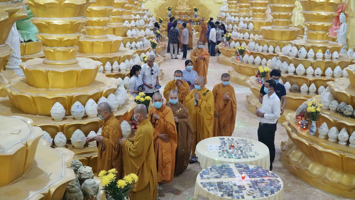 Hầm chứa tro cốt ở chùa Kỳ Quang 2 trước ngày người dân vào nhận diện - 10