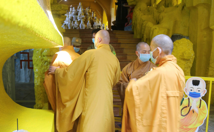 Hầm chứa tro cốt ở chùa Kỳ Quang 2 trước ngày người dân vào nhận diện - 2