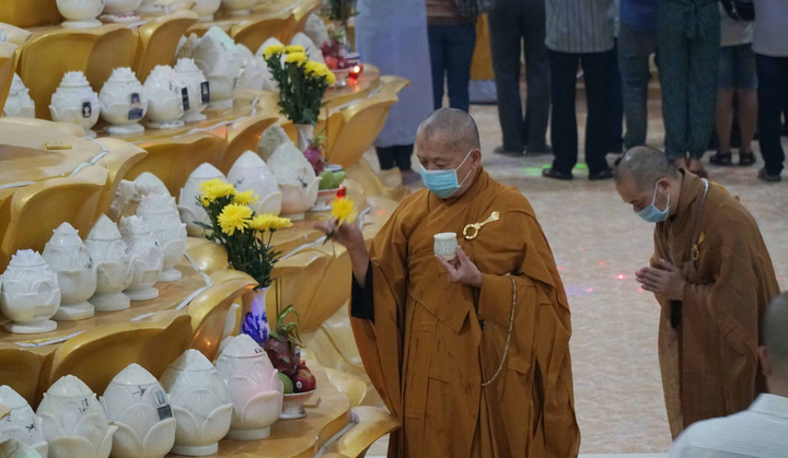 Hầm chứa tro cốt ở chùa Kỳ Quang 2 trước ngày người dân vào nhận diện - 7