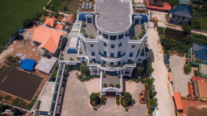 Có gì trong biệt thự hàng trăm tỷ ở Thái Bình của đại gia Ngô Văn Phát? - 3