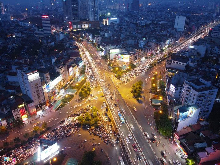 Sau khi Hà Nội mở rộng đường Trường Chinh, Ngã Tư Sở còn ùn tắc nghiêm trọng hơn - 2