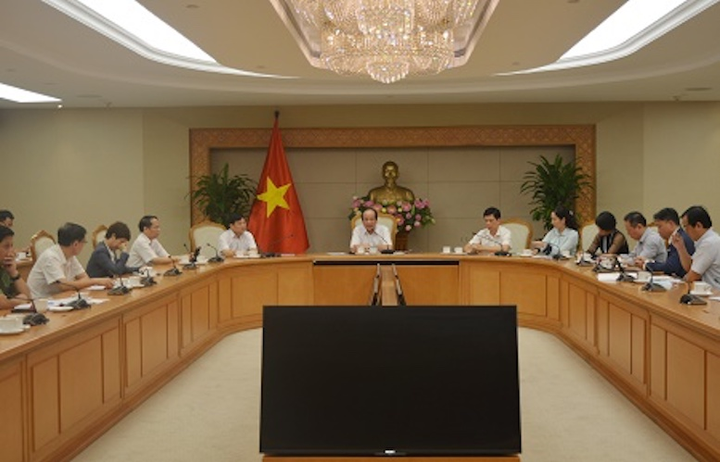 Bắt đầu mở lại đường bay quốc tế, thận trọng nhưng không quá khắt khe - 2