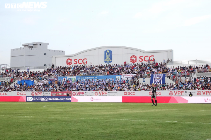 Bóng đá Việt Nam lại khiến thế giới phải trầm trồ - 1