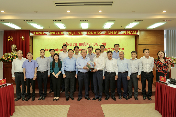 Phó Thủ tướng Trương Hoà Bình làm việc với Petrovietnam - 5