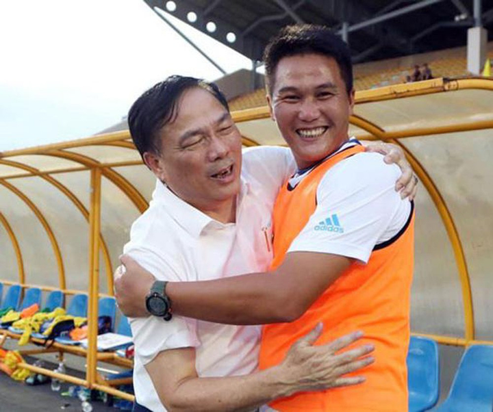 Bầu Đệ: 'Chúng tôi không mời HLV nào nữa, tạo điều kiện cho con em Thanh Hóa' - 1