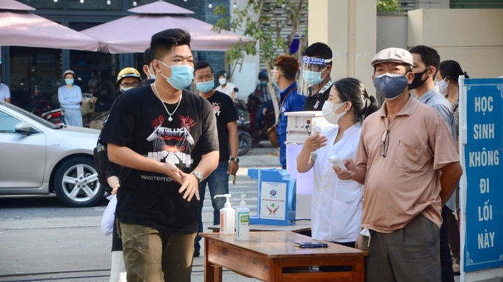 Thí sinh thi tốt nghiệp THPT đợt 2 sẽ xét tuyển đại học thế nào? - 1