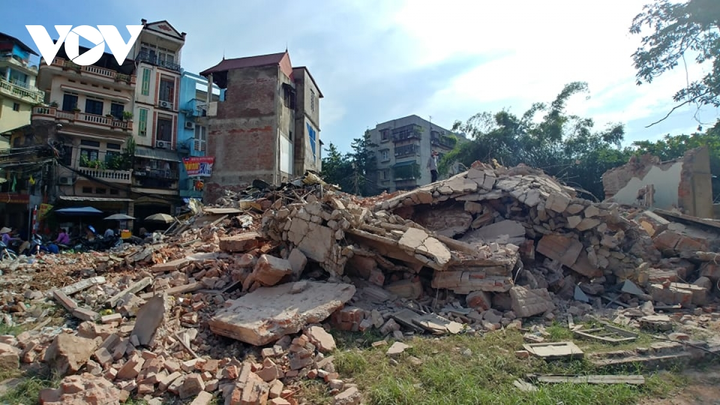 Căn biệt thự trạm phát sóng bản Tuyên ngôn độc lập bị phá bỏ - 4