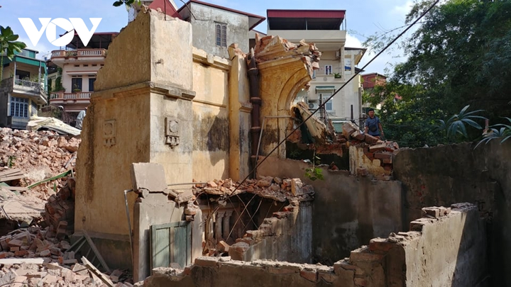 Căn biệt thự trạm phát sóng bản Tuyên ngôn độc lập bị phá bỏ - 8