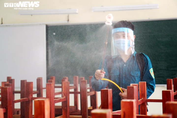 Các trường ở Đà Nẵng chuẩn bị đón học sinh đi học trở lại thế nào? - 3