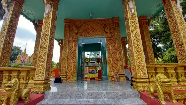 Chuyện lạ ở An Giang: Thi hài nhà sư còn nguyên vẹn sau 6 năm chôn cất - 2