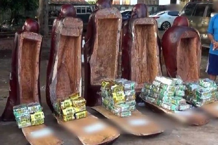 Giấu hơn 200kg ma túy trong tượng gỗ gắn định vị vận chuyển từ Lào về Việt Nam - 1