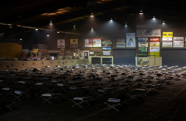 Khói lửa nước Mỹ chưa tắt - 4