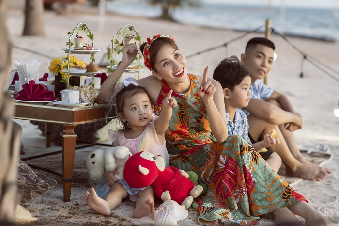 Năm 22 tuổi, Phan Hiển đã tặng Khánh Thi nhẫn kim cương giá 500 triệu đồng - 3